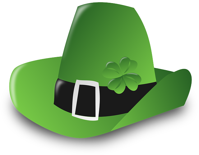 Hat, Headwear, Traditional, Four-leaf Clover - St Patrick's Day March 2018 Calendar (640x499)