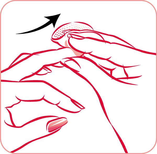 Remove Old Polish From The Nails By Holding A Cotton - Manicure (600x590)