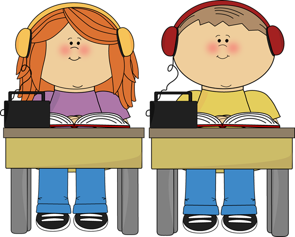 Kids Using A School Computer From Mycutegraphics - Listening Center Clipart (600x482)