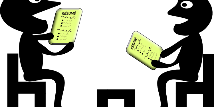 Interview Questions And Answers - Discussion Between Two People (750x375)