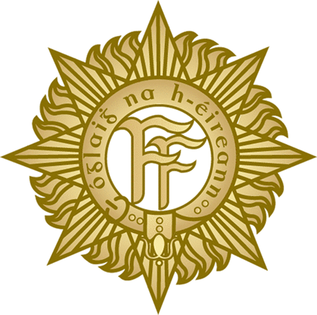 The "fianna Fáil Badge" Of Óglaigh Na Héireann - Defence Forces Ireland Badge (459x455)