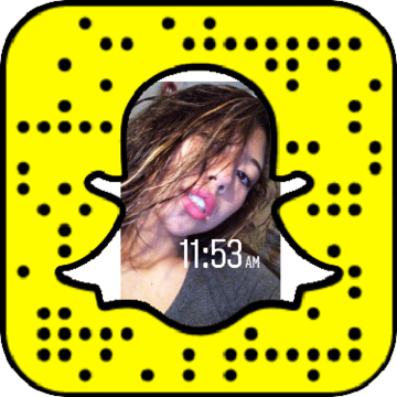 Mariana Evangelista Maariii - Dr Pimple Popper Snapchat (360x360)