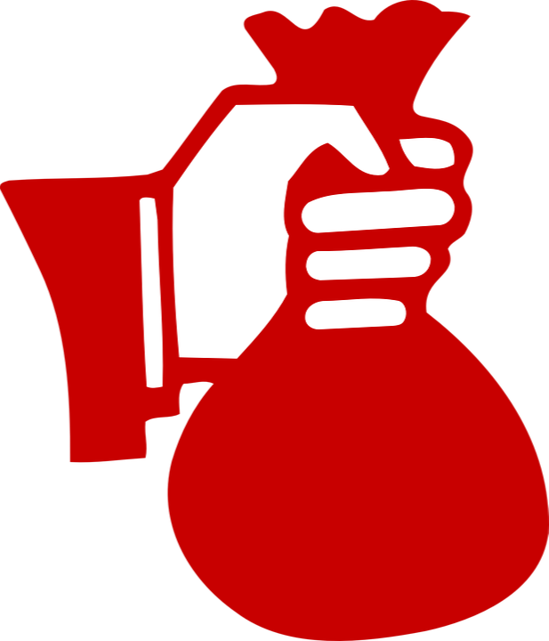 Money - Gambar Tangan Memberi Uang (617x720)