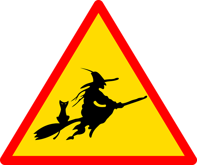 Sign, Road, Road Sign, Traffic, Road Signs, Signpost - Triora (640x535)