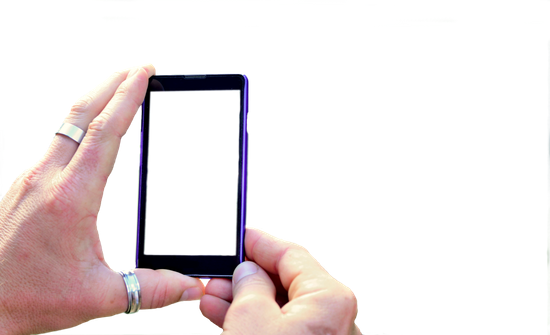 Taking A Photo - Taking A Photo (550x335)