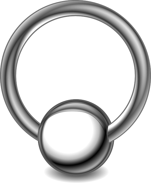Philadelphia Jenkintown Chipped Teeth - Piercing Ring (528x640)