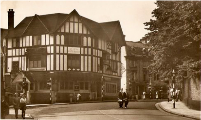 Click Through These Sets Of Vintage Pictures Of The - House (514x514)