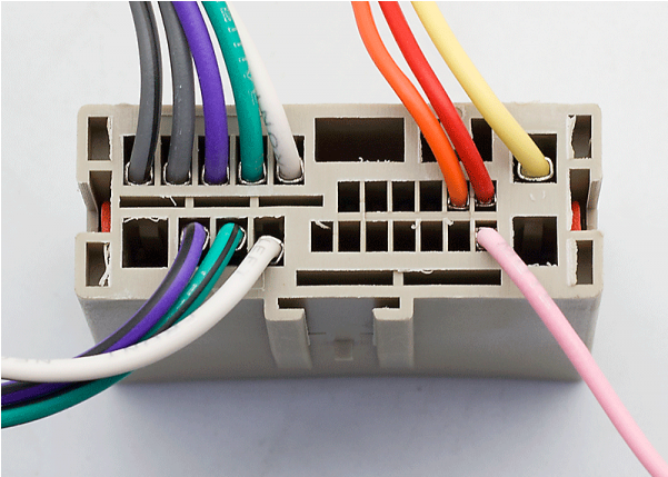 Переходник Iso Carav Ford, Land Rover - Patch Panel (600x600)