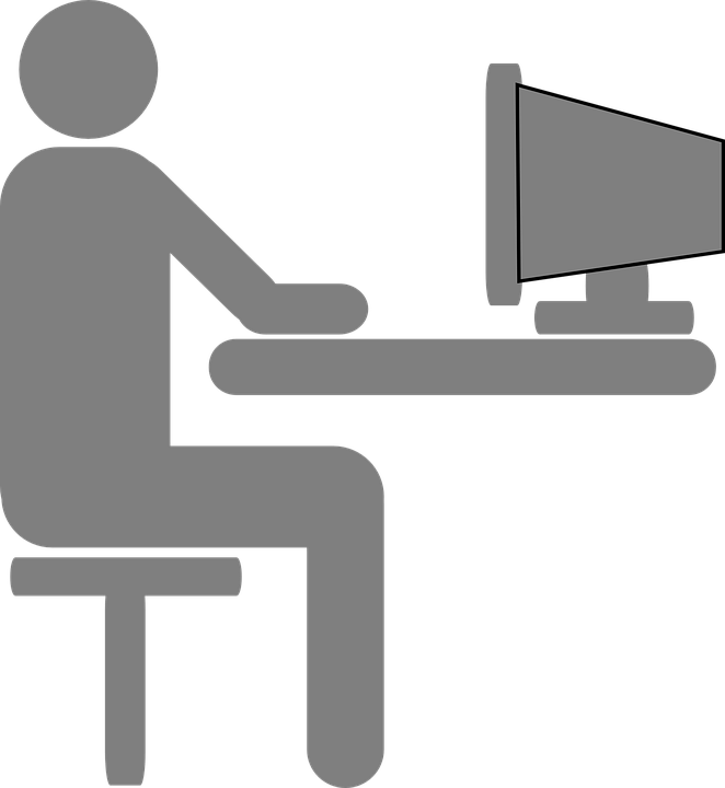 Computer User Clipart (662x720)