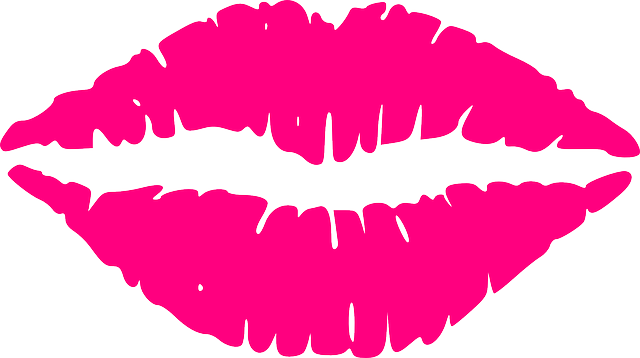 Lips Clip Art (640x358)