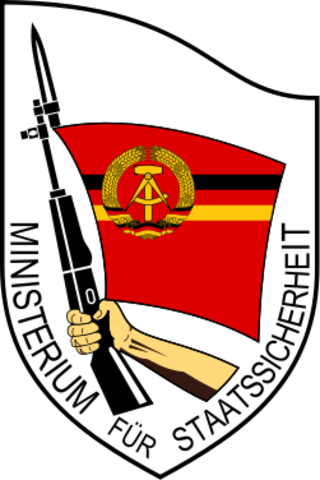 Indicios De Planeacion En El Stasi - Ministry For State Security (2000x2996)