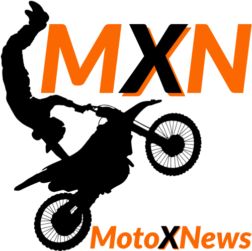 Motoxnews - Vertrauen Sie Mir, Ich Sind Ein Stuntman Mousepad (512x512)