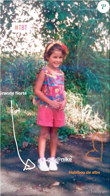 Malika Ménard Toute Mignonne Petite Fille, Une Archive - Girl (950x783)