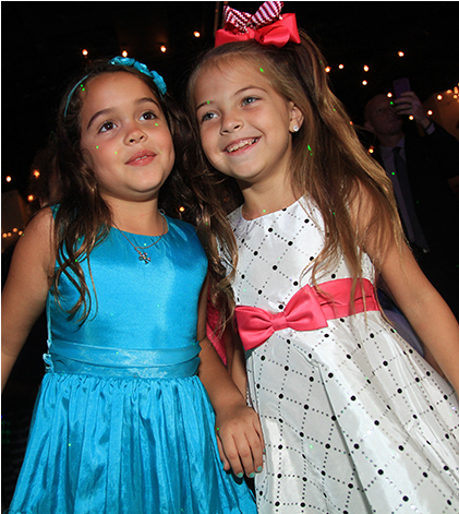 Whispering Oak Elementary Royal Ball - Friendship (870x580)