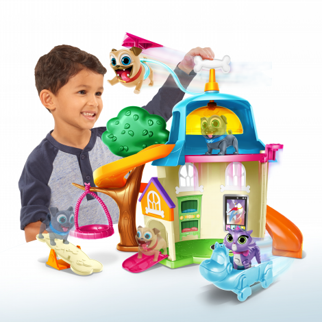 Puppy Dog Pals Doghouse Playset - Puppy Dog Pals Toys (470x470)