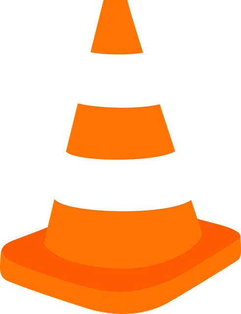 Cones Png - Clipart Safety Cone Png (491x640)