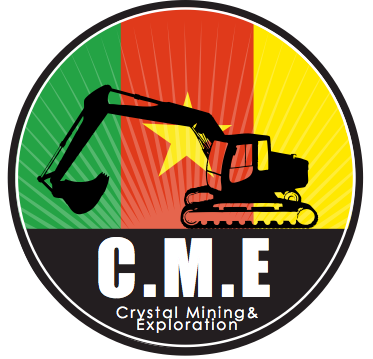 Alluvial Gold Mining Operation In Eastern Cameroon - Excavator (373x359)