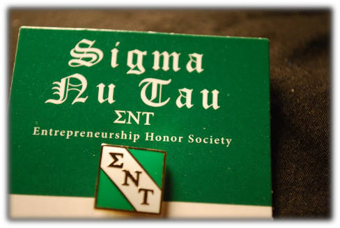 Gold And Hunter Green Intertwined Honor Cord For Graduation - British International School Karachi (488x327)