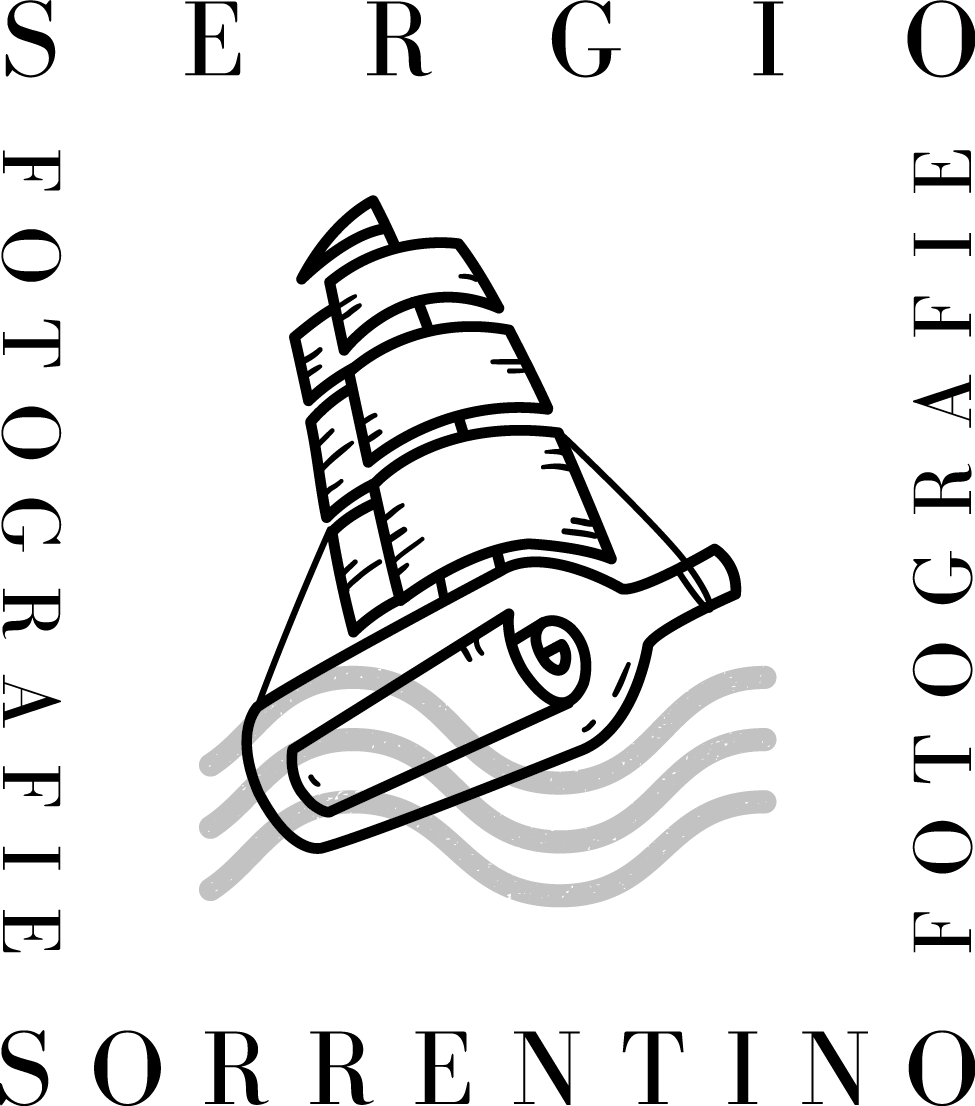 Destination Wedding Photographer In Italy - Photographer (975x1106)