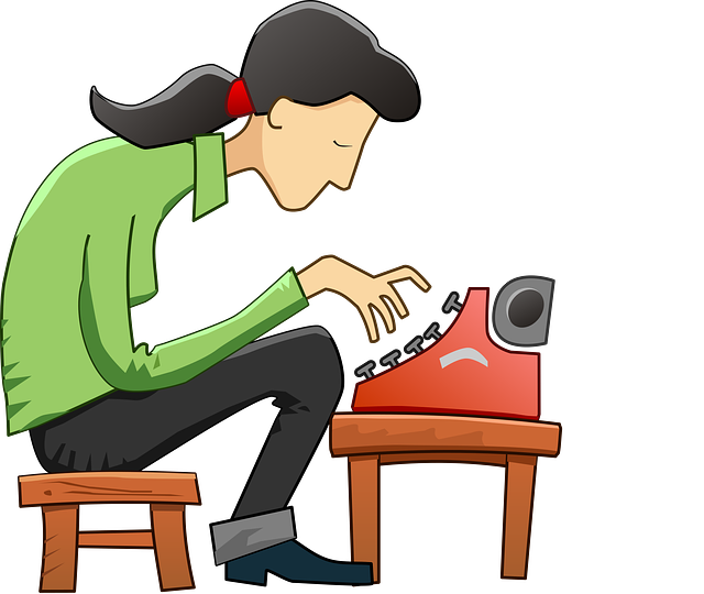 Image From Pixabay - Girl Using Typewriter In Clipart (640x540)