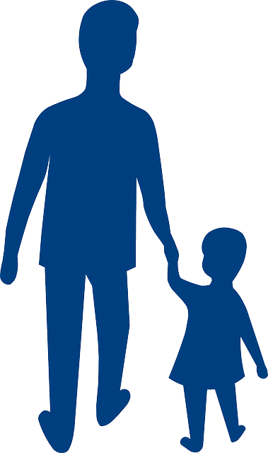 Holding Hands - Silhueta Pai E Filho Png (379x640)