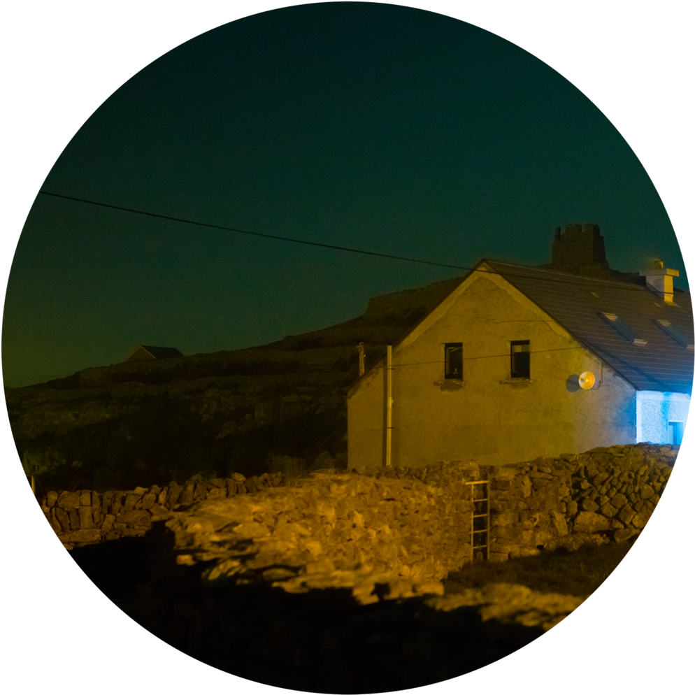 Circle-frame 2000 06 - Circle (1000x1000)