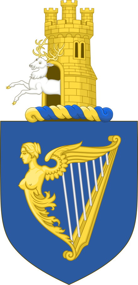 The Armorial Achievement Of The Kingdom Of Ireland, - Irish Coat Of Arms (440x908)