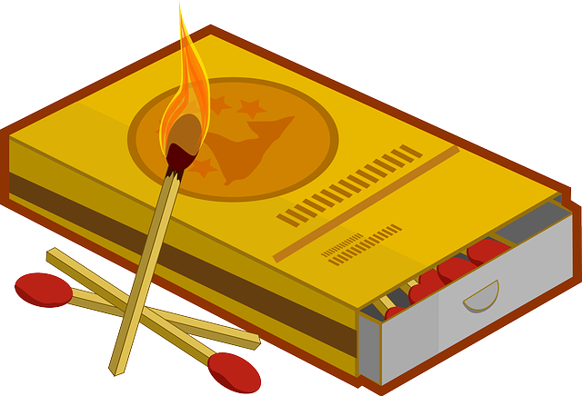 Burning, Fire, Lit, Flame, Match Stick, Burn - Fosforo Png (640x436)
