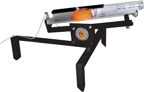 Competitor Clay Target Thrower By Do-all Traps - Do-all Outdoors - Competitor, Full Cock Trap (500x500)
