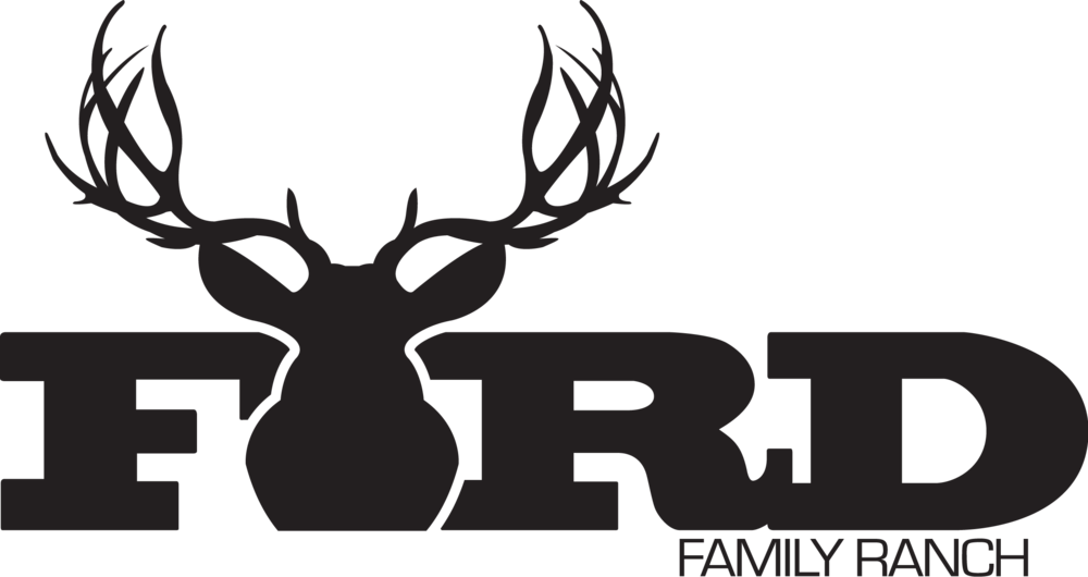Ford Family Ranch-high Res - Black And White Moose Head (1000x530)