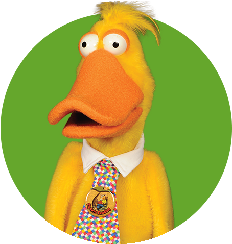 Larry Has Been A Constant Cast Member In Schools And - Escudo Do Capitão America (500x500)