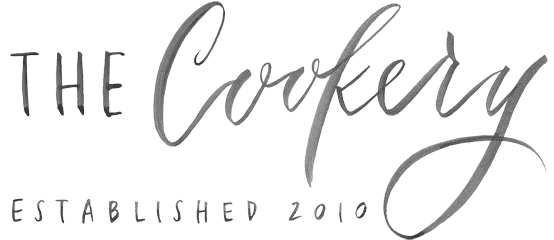 Hand Lettered Logo / Oh My Deer - Calligraphy (600x297)