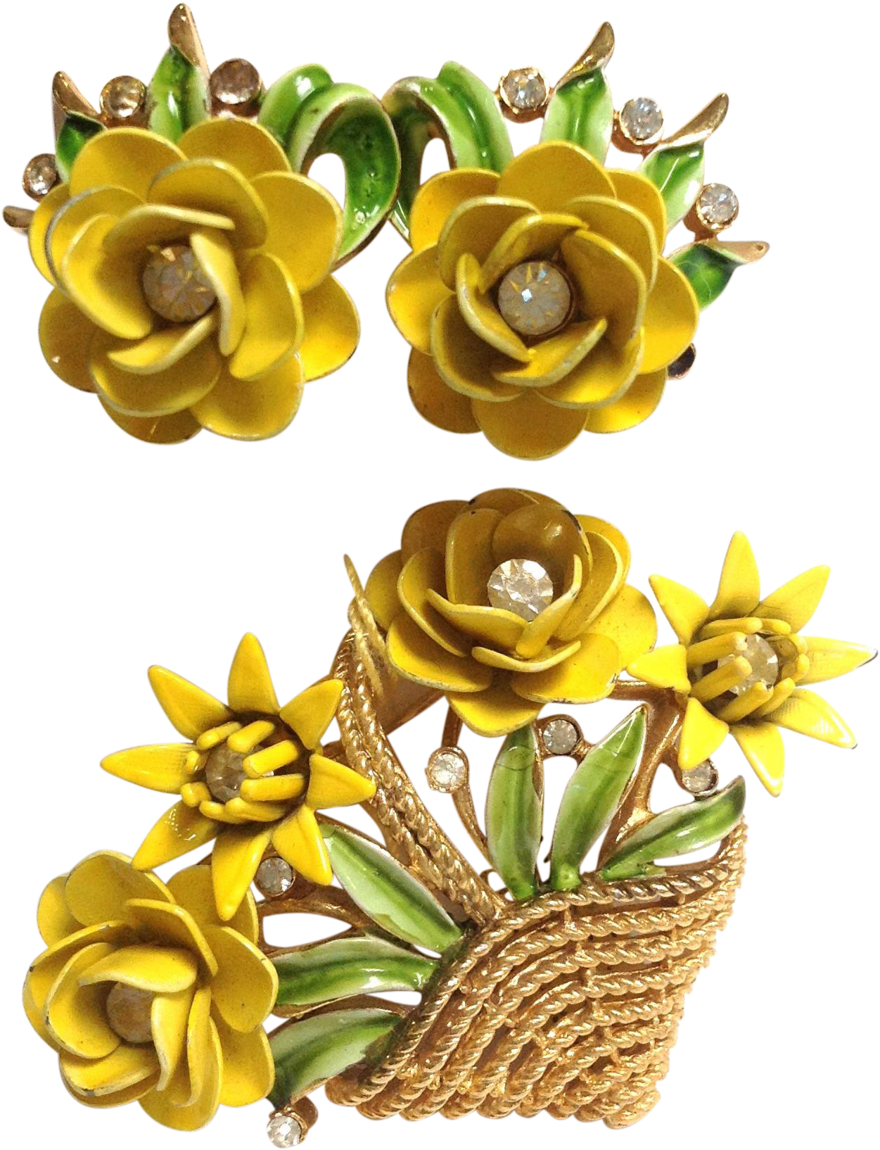 Rare Signed Trifari 1950's Enamel Yellow Flowers Earrings - Rare Signed Trifari 1950's Enamel Yellow Flowers Earrings (1633x1633)