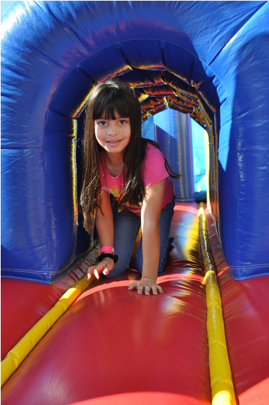 Alexcia Rodriguez, 8, Enjoyed Going Down The Inflatable - Play (870x580)