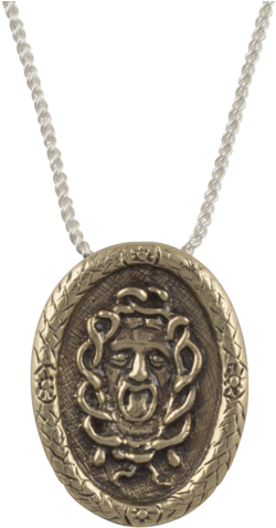 Medusa Necklace - Medusa Necklace (1000x667)