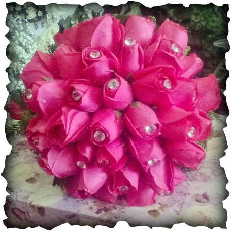 Buquê Para Noiva Com Rosas Nacionais Na Cor Pink Escura, - Bride (455x455)