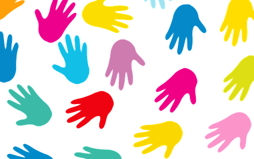 Internations Provides An Online Platform Which Offers - Hand (507x318)