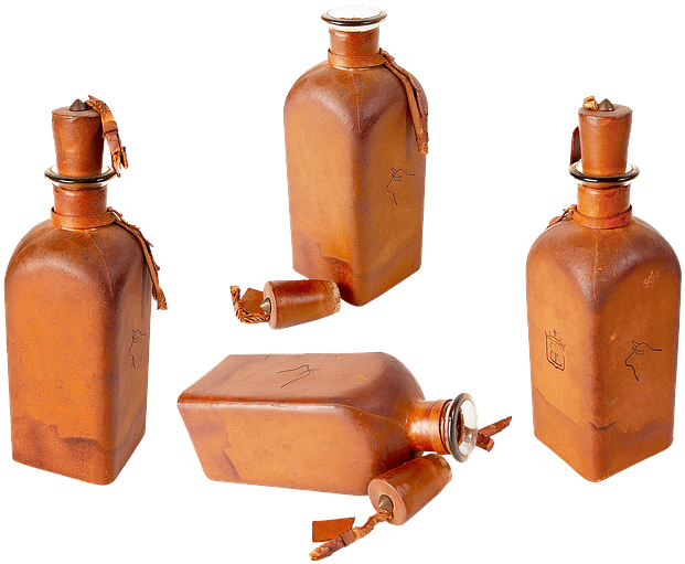Health Benefit Of Drinking Water From Copper Vessels - Bottle (640x527)