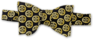 Fleur - Mignon Faget Fleur De Lis Amulet Bow Tie (670x450)