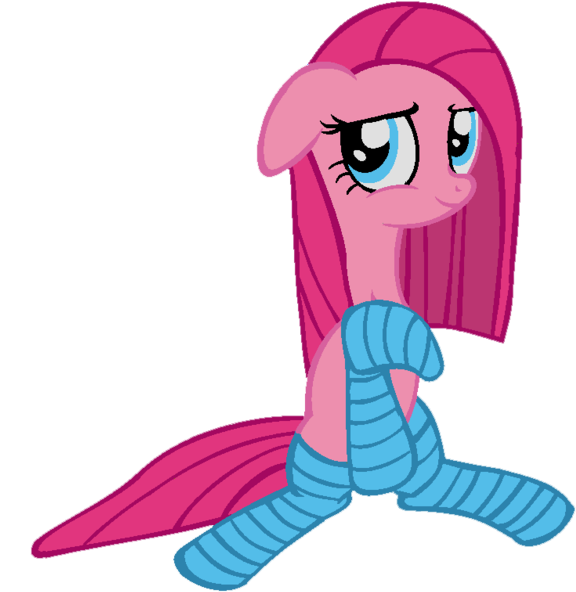 Pinkamena In Socks By Lauraponyartist - Cartoon (600x670)