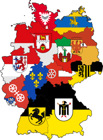 Flags Of German State Capitals - Munich Flag Coat Of Arms Germany Pocket Watch Gift (400x541)