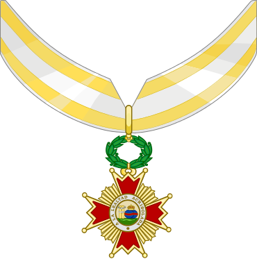 Collar - Order Insignia (370x373)