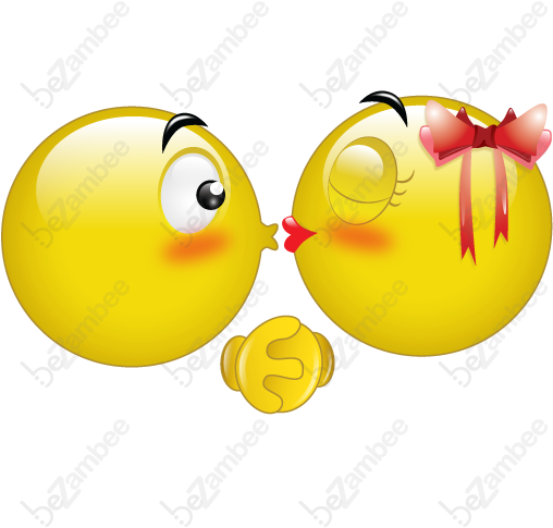 Kissing Clipart Smily - Smiley (512x512)