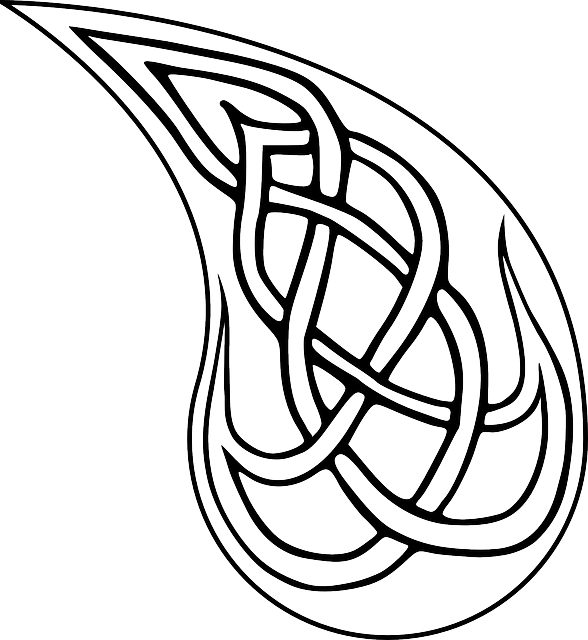 Celtic Knot Clipart Drawing - Celtic Knot Flame (588x640)