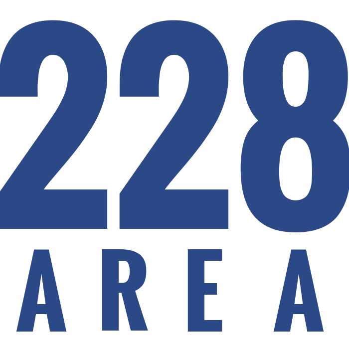 Mardi Gras Beads, King Cakes, And Parades - Mardi Gras Beads, King Cakes, And Parades (700x700)