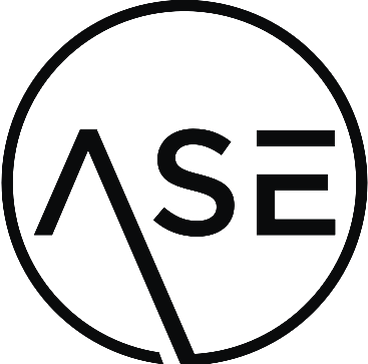 With Minimal Dance Floor Lighting And No Subwoofers, - Circle (368x364)