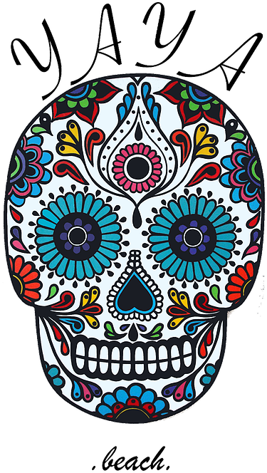 Yaya Beach - Calaveras De Madera Pintadas (519x684)