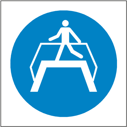 Use Footbridge Symbol Sign Safety-label - Use Foot Bridge (600x600)