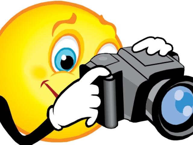Smiley Face With Camera (640x480)