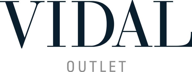 Realización Del Logotipo Para La Tienda Vidal Outlet, - Realización Del Logotipo Para La Tienda Vidal Outlet, (820x306)